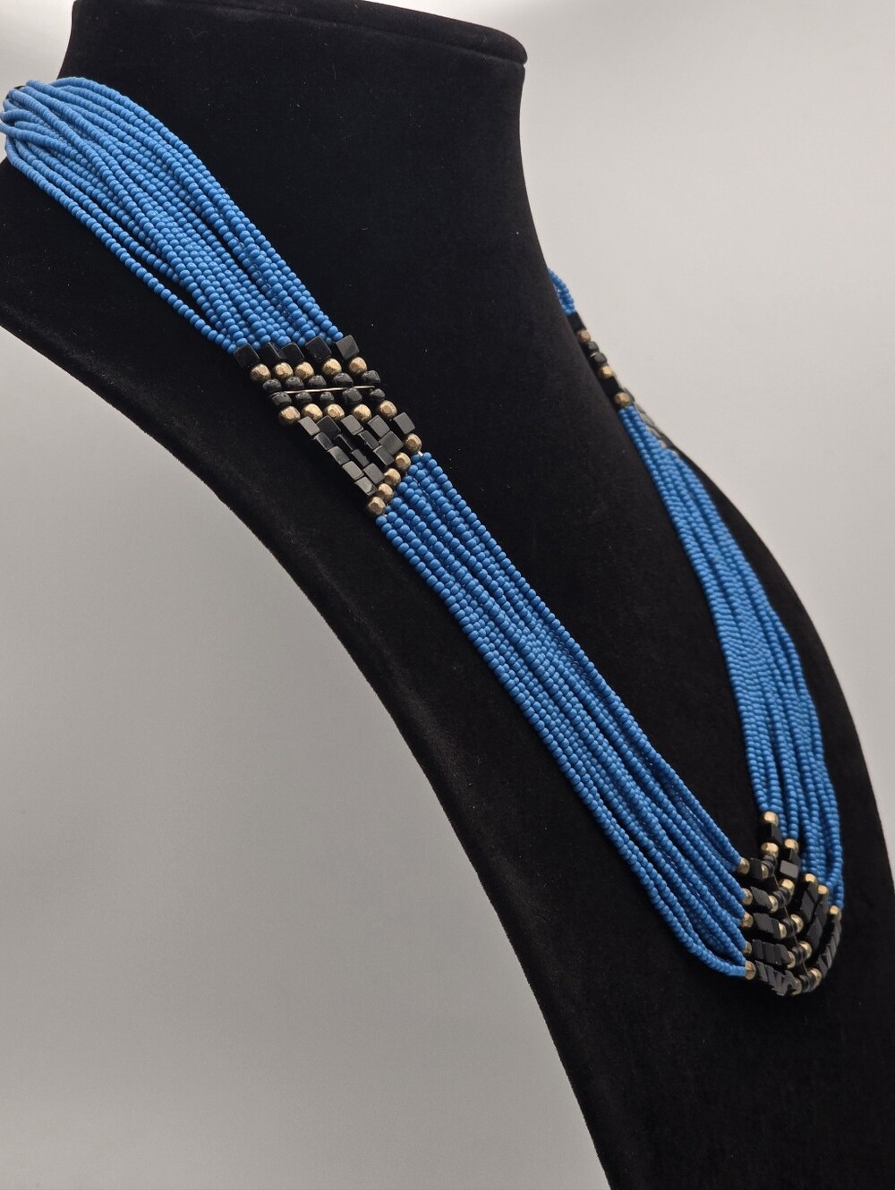 Vintage Navajo Blue Turquoise Seed Bead, Onyx and Sterling 15 Strand Necklace - Picture 3 of 7